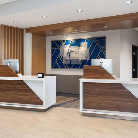 Holiday Inn Express & Suites Reedsburg - Dells Area By Ihg Экстерьер фото