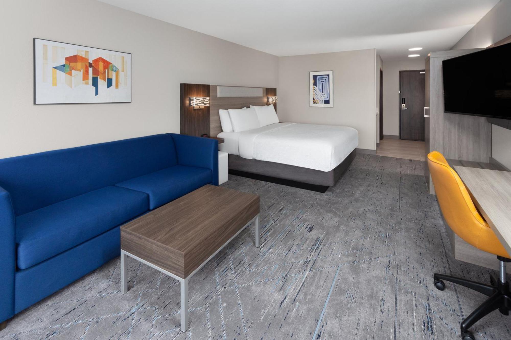 Holiday Inn Express & Suites Reedsburg - Dells Area By Ihg Экстерьер фото