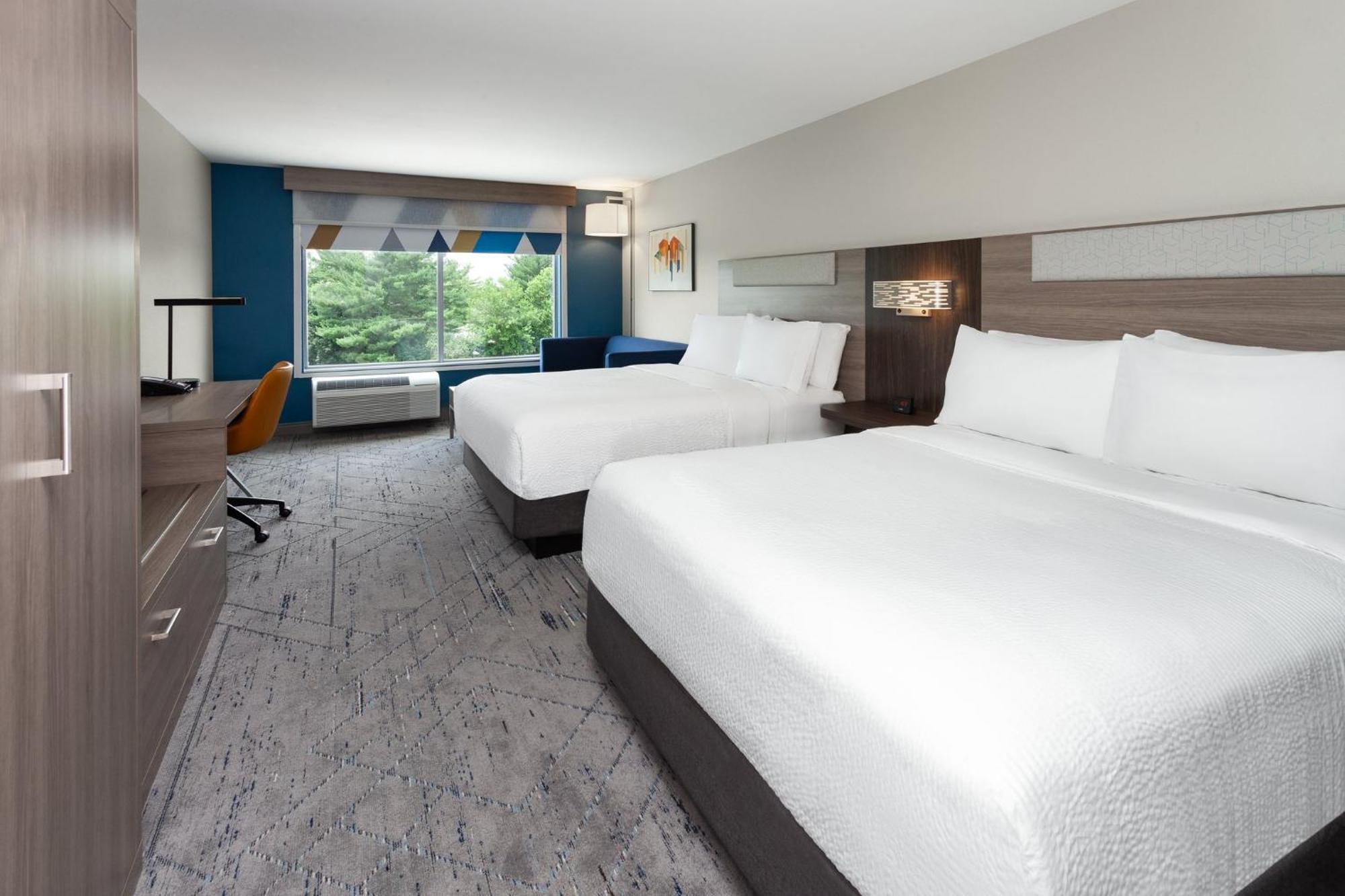 Holiday Inn Express & Suites Reedsburg - Dells Area By Ihg Экстерьер фото