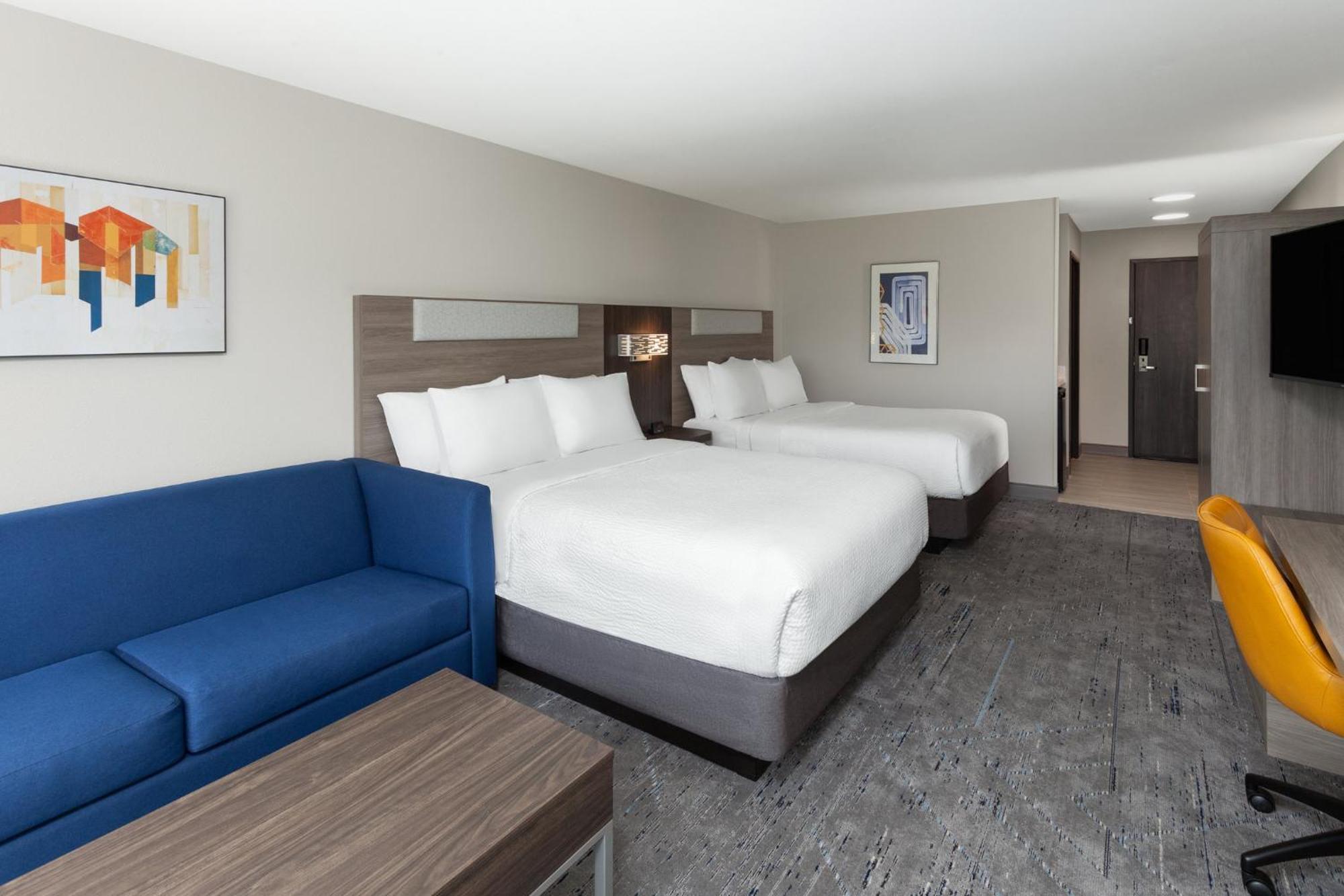 Holiday Inn Express & Suites Reedsburg - Dells Area By Ihg Экстерьер фото